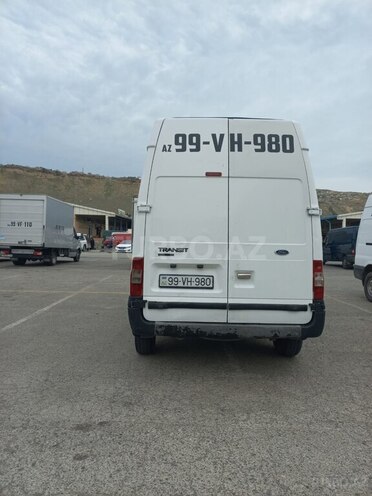 Ford Transit-2