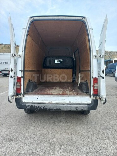 Ford Transit-7