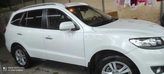 Hyundai Santa Fe-13