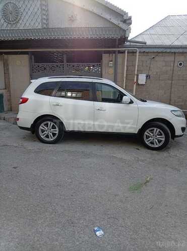 Hyundai Santa Fe-10