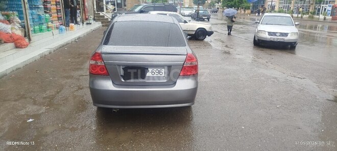 Chevrolet Aveo-2