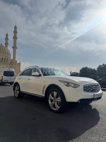Infiniti FX35-2