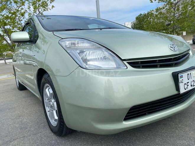 Toyota Prius-6