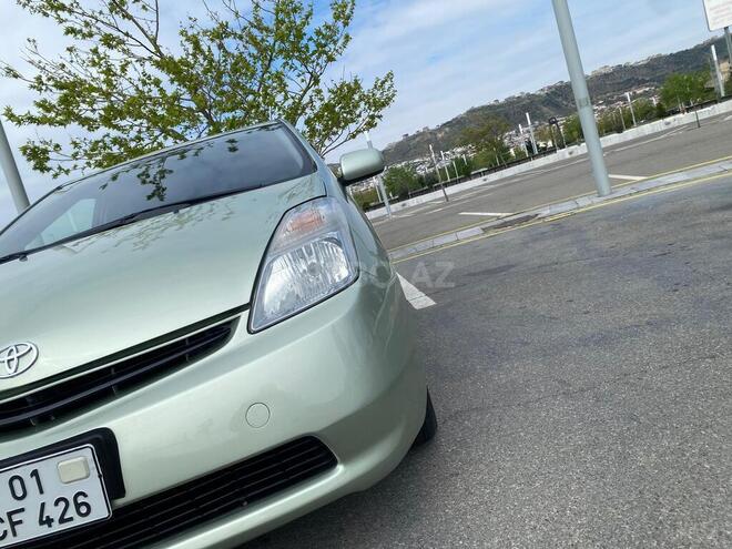 Toyota Prius-16