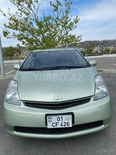 Toyota Prius-2