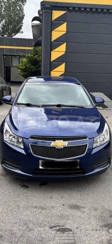 Chevrolet Cruze-1