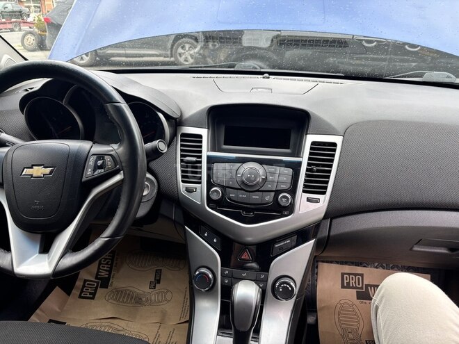 Chevrolet Cruze-5