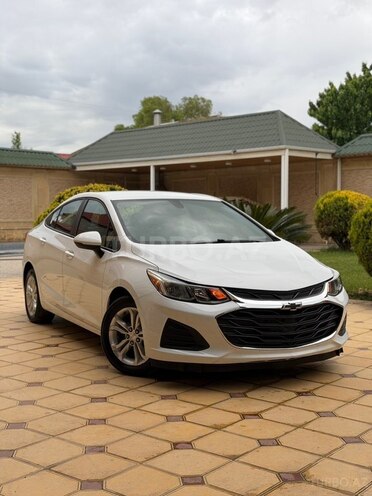 Chevrolet Cruze-1