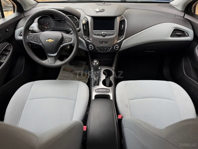 Chevrolet Cruze-4