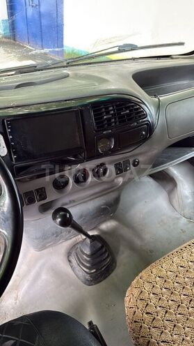 Ford Transit-5