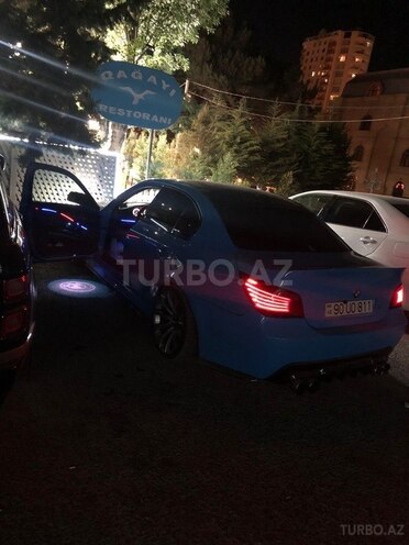 BMW 530-12