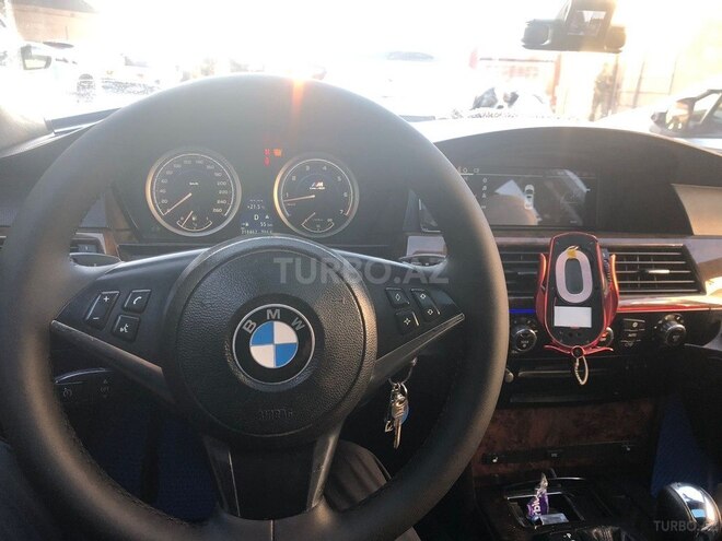 BMW 530-8
