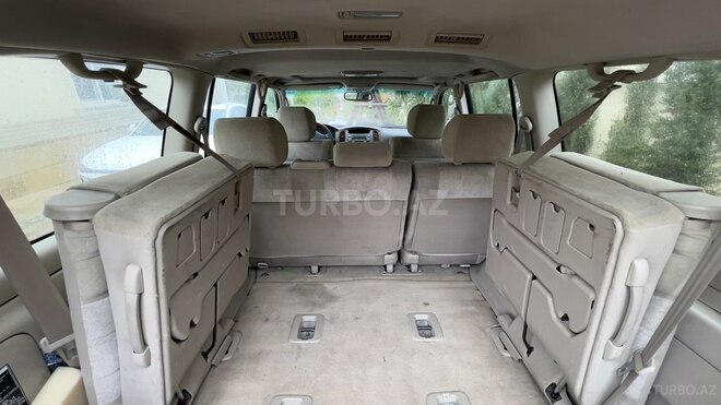 Toyota Land Cruiser-11