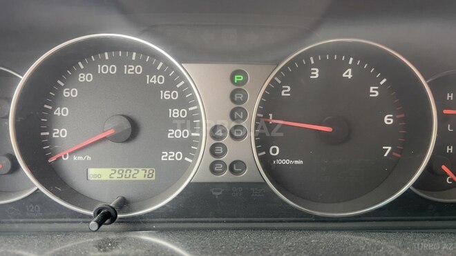 Toyota Land Cruiser-8
