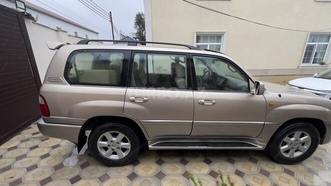 Toyota Land Cruiser-3