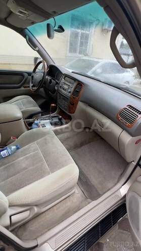 Toyota Land Cruiser-5