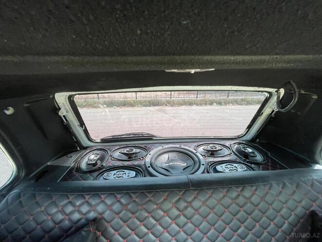 LADA (VAZ) Niva-4