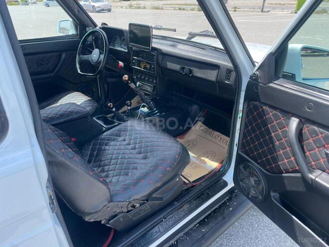 LADA (VAZ) Niva-10