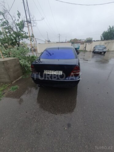 Mercedes C 200-2