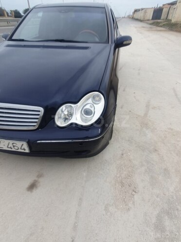 Mercedes C 200-8