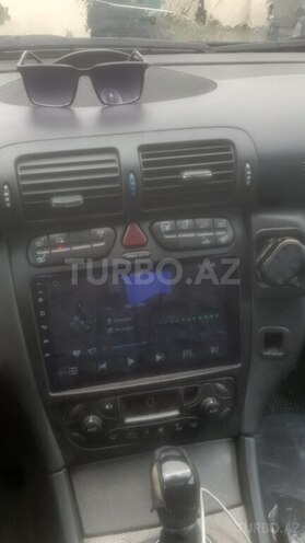 Mercedes C 200-9