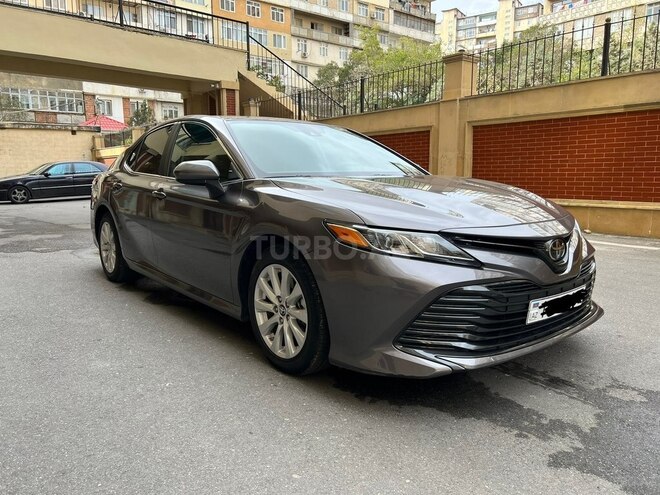 Toyota Camry-14