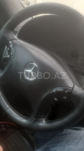 Mercedes C 200-10