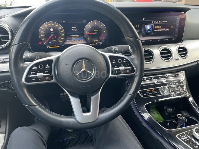 Mercedes E 220 d-5