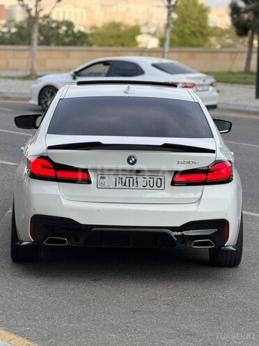 BMW 530e-4