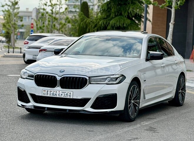 BMW 530e-3
