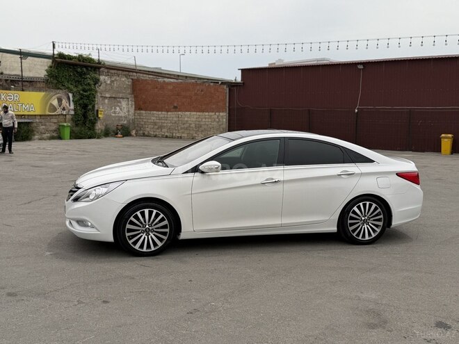 Hyundai Sonata-3