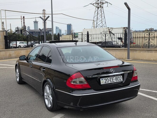 Mercedes E 220-10