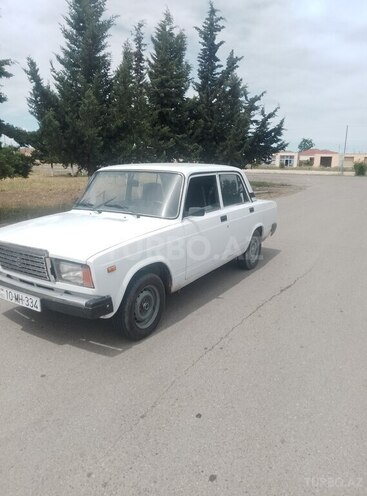 LADA (VAZ) 2107-2