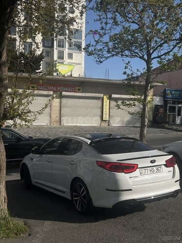 Kia Optima-3