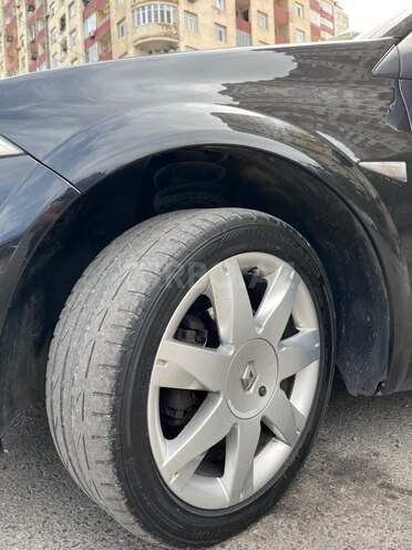 Renault Megane-14
