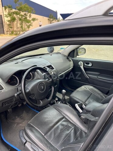 Renault Megane-8
