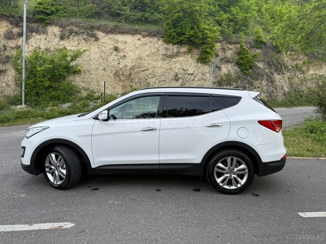 Hyundai Santa Fe-5