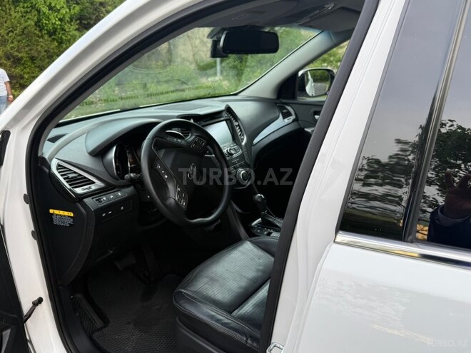 Hyundai Santa Fe-7