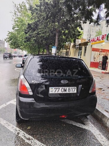 Kia Rio-5