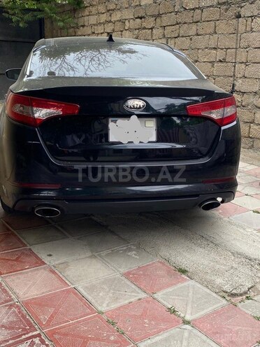Kia Optima-4