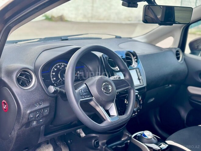 Nissan Note-6