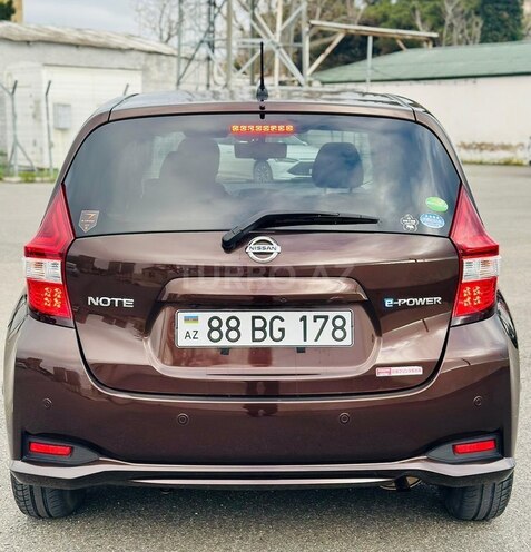 Nissan Note-10