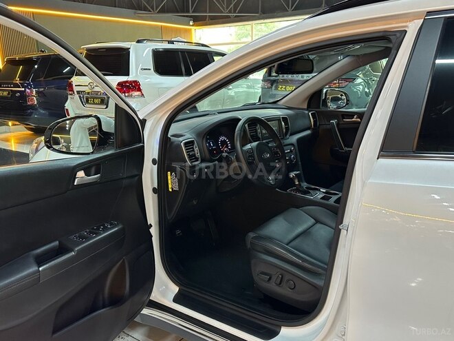 Kia Sportage-13