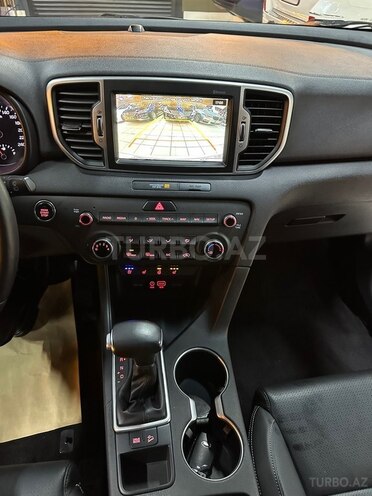 Kia Sportage-21