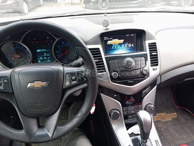 Chevrolet Cruze-5