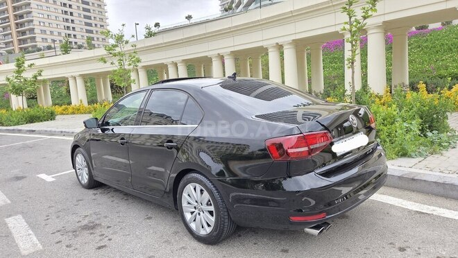 Volkswagen Jetta-9