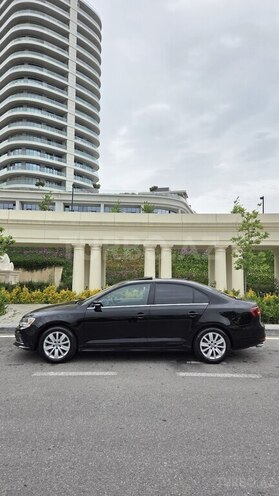 Volkswagen Jetta-7