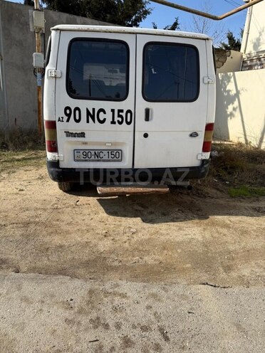 Ford Transit-7