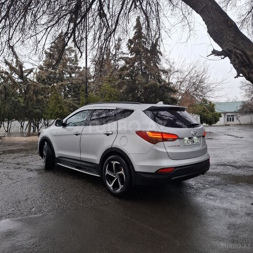 Hyundai Santa Fe-3