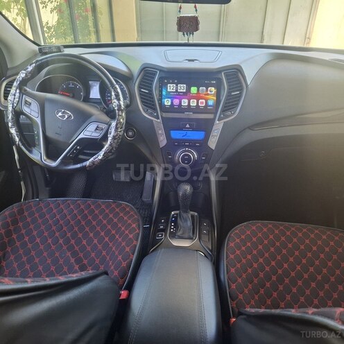 Hyundai Santa Fe-4